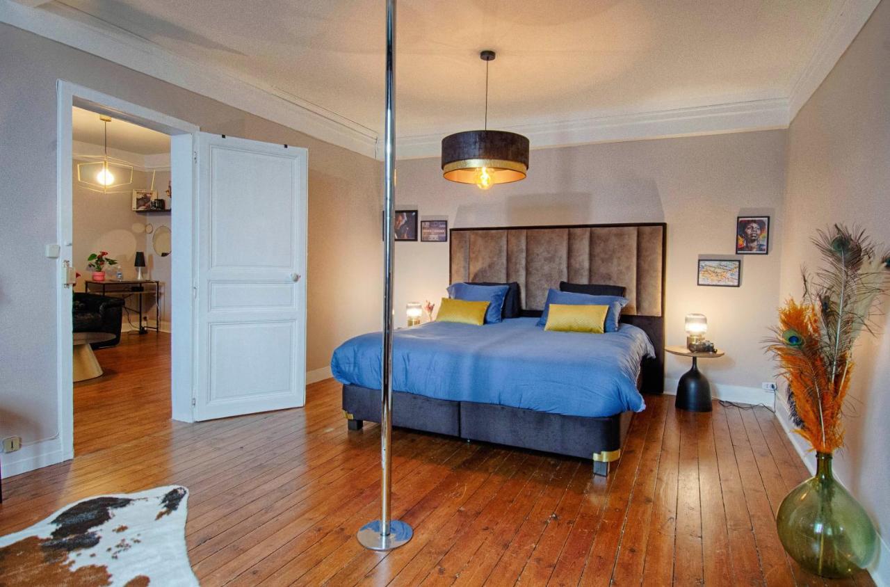Sweet Nina Jazz Appartement Pour 5 Voyageurs, Situe A La Place De La Republique, Avec Parking Et Lit Queen Size Le Mans Bagian luar foto